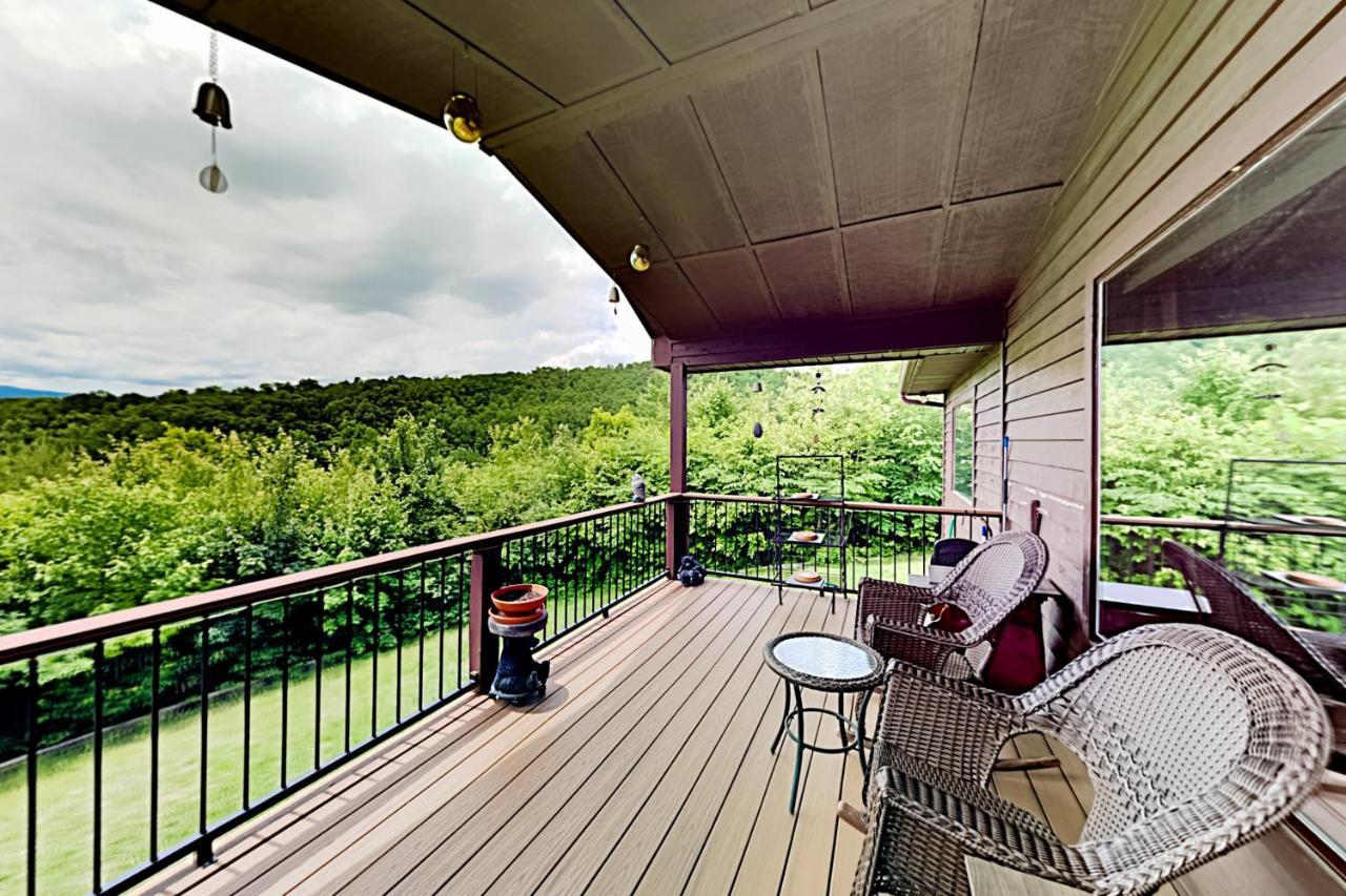 Majestic Leconte Villa Gatlinburg Exterior photo