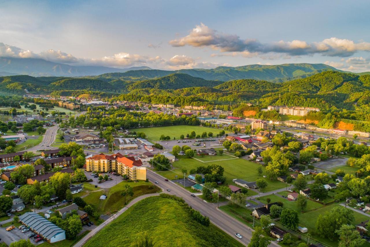 Majestic Leconte Villa Gatlinburg Exterior photo